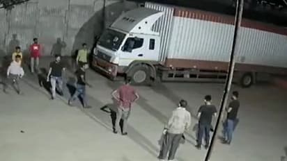 Howrah Crime: তোলাবাজির টাকা না দেওয়ায় হামলা, ডোমজুড়ের ব্যবসায়ীর থেকে লুঠ ৮০ হাজার টাকা