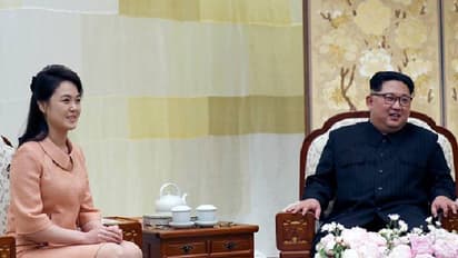 കിം ജോങ് ഉന്നിന്റെ ഭാര്യ, റി സോൾ ജു -വിന് പിന്തുടരേണ്ടി വരുന്ന കടുത്ത നിയമങ്ങൾ, നിഗൂഢജീവിതം