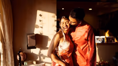 Shalmali Kholgade-Farhan Shaikh wedding: Couple uses their polaroid pictures for wedding garlands, see pics