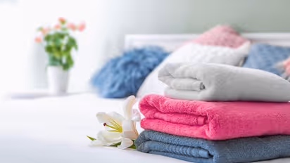 பல மாதங்கள் ஒரே டவல் யூஸ் பண்றிங்களா? எப்போ மாத்தனும் தெரியுமா?