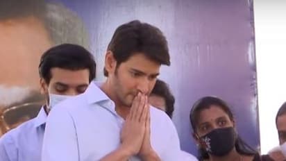 Sirivennela: నేను సాగిలపడి నమస్కరించే వ్యక్తి ఆయన.. సిరివెన్నెలకు బన్నీ, ఎన్టీఆర్,పవన్, మహేష్ నివాళి