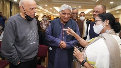 Mamata in Mumbai: কেন গোয়াতে কংগ্রেসের বিরুদ্ধে লড়ছে তৃণমূল, মুম্বইতে তা জানালেন মমতা