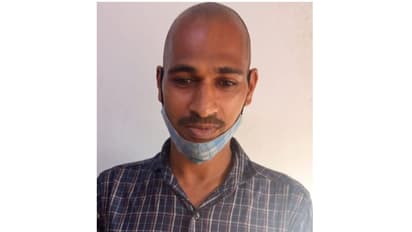 Sexual Assault : വിദ്യാർത്ഥിനിയോട് ലൈംഗികാതിക്രമം; യുവാവിനെ ഷർട്ടിന് പിടിച്ച് താഴെയിട്ട് പെൺകുട്ടി, അറസ്റ്റ്