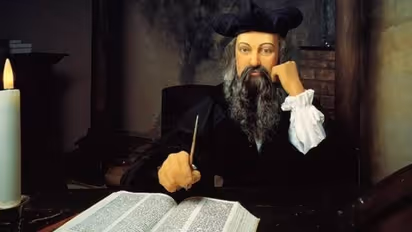Nostradamus Predictions : പണപ്പെരുപ്പം, യുദ്ധം, അണുബോംബ്, 2022 -ലെന്ത് സംഭവിക്കും? നോസ്ട്രഡാമസ് പ്രവചനങ്ങള്