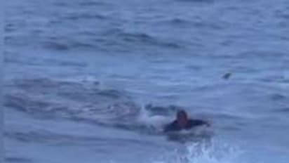 మచిలీపట్నం బీచ్ లో విషాదం...  సముద్రంలో మునిగి బీ ఫార్మసీ విద్యార్థినుల దుర్మరణం