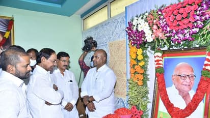 గద్వాల ఎమ్మెల్యే కృష్ణమెహన్ రెడ్డిని పరామర్శించిన సీఎం కేసీఆర్