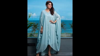 sneha stuning photos : அட சினேகாவா இது.. சூப்பர் மாடலாக மாறிய புன்னகை அரசி...