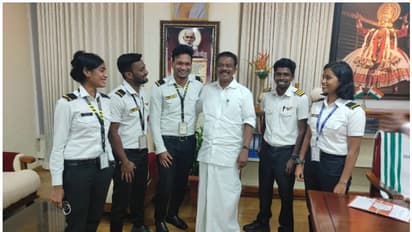 സര്ക്കാര് സഹായത്തോടെ പട്ടിക വിഭാഗത്തില് നിന്നും 5 പൈലറ്റുമാര്; സന്തോഷം പങ്കുവച്ച് മന്ത്രി രാധാകൃഷ്ണന്