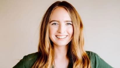 టిక్ టాక్, ఇన్ స్టాలో టిప్స్.. నెలకు అక్షరాలా రూ.కోటి సంపాదిస్తూ...