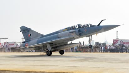 Mirage 2000 Fighter Jet : ലക്നൌ വ്യോമ സേനാ താവളത്തിന് സമീപത്ത് നിന്ന് യുദ്ധ വിമാനത്തിന്റെ ടയറുകള് മോഷണം പോയി