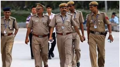 Delhi Police Recruitment : ദില്ലി പൊലീസ് റിക്രൂട്ട്മെന്റ്; ഒഴിവുകൾ 5; ശമ്പളം 40000 വരെ; അവസാന തീയതി ഡിസംബർ 14
