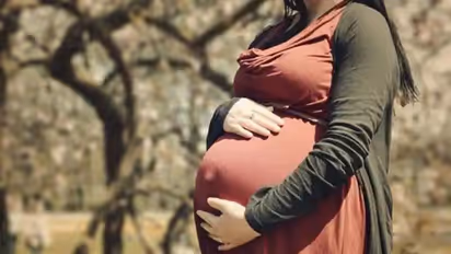 Solar eclipse: ಗ್ರಹಣ ಕಾಲದಲ್ಲಿ ಗರ್ಭಿಣಿಯರು ಹೇಗಿರಬೇಕು...?