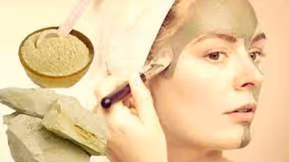 മുഖം സുന്ദരമാക്കാൻ മുൾട്ടാണി മിട്ടി ; ഇങ്ങനെ ഉപയോ​ഗിക്കൂ 