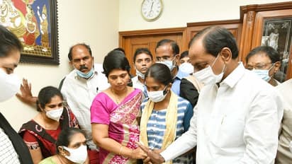 konijeti rosaiah Death: దివికేగిన రాజకీయ దిగ్గజం.. రోశయ్యకు ప్రముఖుల నివాళి (ఫోటోలు)