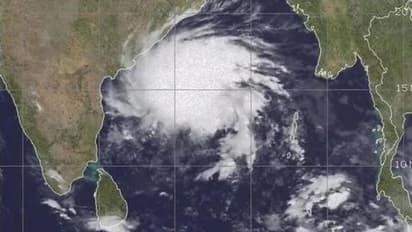 অশনি থেকে আমফান-এক এক নামের ঘূর্ণিঝড়ে বিধ্বস্ত ওডিশা-বাংলা, কীভাবে নাম রাখা হয় ঝড়ের?