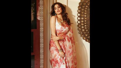 Janhvi Kapoor Diet: দিন দিন বাড়ছে ত্বকের জেল্লা, কোন ডায়েট এখন মেনে চলেন শ্রীকন্যা