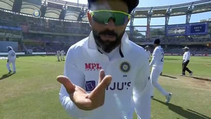 Virat Kohli: टीम इंडिया के कप्तान का ये निराला अंदाज देख आप नहीं रोक पाएंगे हंसी