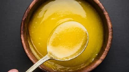 Superfood Ghee : অতিরিক্ত ঘি খাচ্ছেন, জেনে নিন কোন সময় খাওয়া শরীরের পক্ষে উপকারি