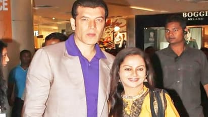 "ഭര്‍ത്താവിന്‍റെ മറ്റ് ബന്ധങ്ങള്‍ സംബന്ധിച്ച് വാര്‍ത്തകള്‍ കേള്‍ക്കുമ്പോള്‍...": തുറന്നു പറഞ്ഞ് സറീന വഹാബ്