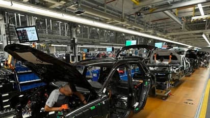 Union Budget 2022 ಜಿಎಸ್‌ಟಿ ಕಡಿತ, EVಗೆ ರಿಯಾಯ್ತಿ, ಬೂಸ್ಟರ್ ಡೋಸ್ ನಿರೀಕ್ಷೆಯಲ್ಲಿ ಭಾರತದ ಆಟೋಮೊಬೈಲ್ ಕ್ಷೇತ್ರ!