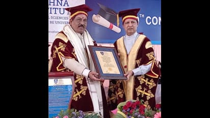 Honorary Doctorate to Murugesh Nirani: ಸಚಿವ ನಿರಾ​ಣಿಗೆ ಗೌರವ ಡಾಕ್ಟರೇಟ್‌ ಪ್ರದಾನ