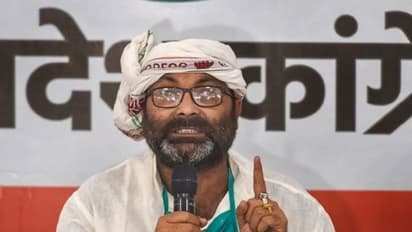 UP में किसानों के मुद्दे को लेकर सड़कों पर उतरी कांग्रेस, लल्लू बोले- खाद दो वरना यूपी छोड़ो