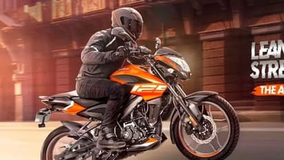 എൻഫീൽഡിനെ തൂക്കിയടിച്ചു, ഹീറോയെയും ഹോണ്ടയെയും മലർത്തിയടിച്ചു! ബജാജിന്‍റെ  തേരോട്ടത്തിൽ ഫാൻസും ഞെട്ടി!