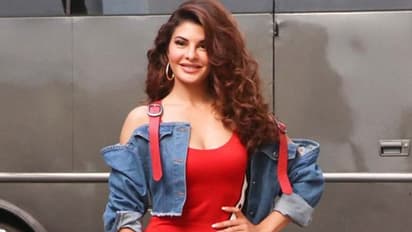 Jacqueline Fernandez spends Christmas with children