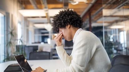 കടബാധ്യത കൂടുന്നു; 200,000 സർക്കാർ ജോലിക്കാരെ പിരിച്ചിവിടാൻ യുകെ