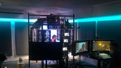 Dhanush : அம்மாடியோவ்வ்... எத்தனை கமிட்மென்ட்.... ஹாலிவுட் படப்பிடிப்பை முடிக்க அமெரிக்கா பறந்த தனுஷ்!!