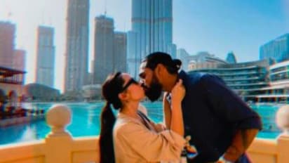 Sandesh Jhingan Wedding: বিয়ে করলেন সন্দেশ ঝিঙ্ঘান, পাত্রীকে চিনে নিন