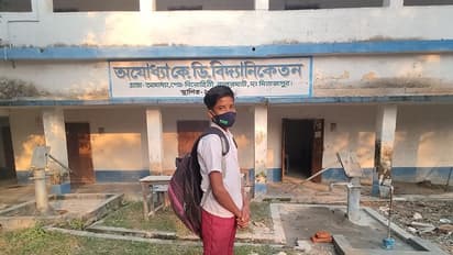 School Return: নাটক দেখে মন বদল, কাজ ছেড়ে স্কুলে ফিরল দশম শ্রেণির ইমন