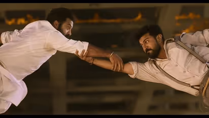 RRR: ట్రిపుల్ ఆర్ హీరోలకు రాజమౌళి టార్చర్.... తట్టుకోలేకపోయామన్న హీరోలు....