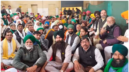 Farmers Call Off Protest: ರೈತರ ಎಲ್ಲಾ ಬೇಡಿಕೆ ಈಡೇರಿಸಲು ಒಪ್ಪಿದ ಸರ್ಕಾರ, ಸುದೀರ್ಘ ಪ್ರತಿಭಟನೆ ಕೊನೆಗೂ ಅಂತ್ಯ!