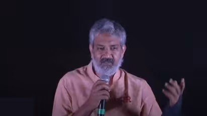 Rajamouli about RRR: `ఆర్‌ఆర్‌ఆర్‌` పునాది రహస్యం చెప్పిన జక్కన్న.. కలెక్షన్ల నెంబర్‌ ఆలోచిస్తారట