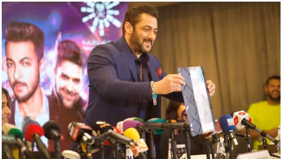 Salman Khan at Riyadh: Dabangg star shines in UAE; shares special moment (Watch)