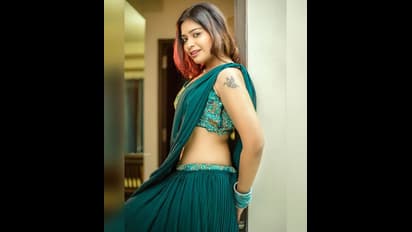 Dharsha: இடுப்பை காட்டுவதில் ரம்யா பாண்டியனையை தூக்கியடித்த குக் வித் கோமாளி தர்ஷா குப்தா! கிறங்கும் ரசிகர்கள்