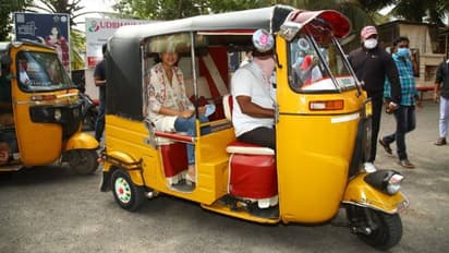 Gamanam : ஆட்டோவில் தியேட்டருக்கு சர்ப்ரைஸ் விசிட் அடித்த சூப்பர்ஸ்டார் பட ஹீரோயின் - வைரலாகும் புகைப்படம்