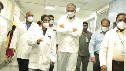 క్రిస్మస్, న్యూఇయర్ పై హైకోర్టు ఆదేశాలు గౌరవిస్తాం: మంత్రి హరీష్ రావు