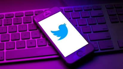 Twitter पर जल्द आएगा Tiktok जैसा फीचर्स, One Time Alert फीचर पर भी चल रहा काम