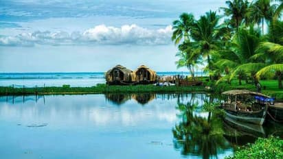 பேமிலி டூர் செல்ல கண்கவர் கடற்கரை நகரங்கள்! இந்த இடங்களை மிஸ் பண்ணாதீங்க!