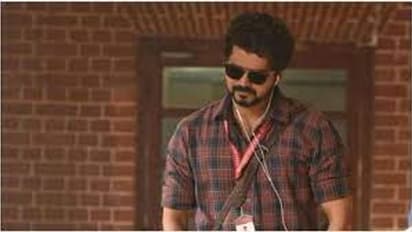 வாவ்.. செம கெத்தாக நிற்கும் தளபதி...வாத்தி கம்மிங் பாடலுக்கு தயாராகும் மாஸ்டர் விஜயின் பார்த்திராத புகைப்படம்.