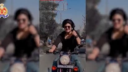 Traffic Violation ಇನ್ಸ್ಸ್ಟಾಗ್ರಾಂಗಾಗಿ ಬೈಕ್ ಮೇಲೆ ಸಿನಿಮಾ ಹಾಡು ಶೂಟಿಂಗ್, ಬುಲೆಟ್ ರೈಡರ್ಗೆ 14,000 ರೂ ದಂಡ!