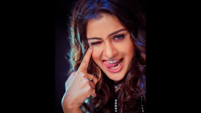 Payal Rajput: ప్యాంటు లేకుండా కెమెరా ముందుకు... పాయల్ బోల్డ్ అటెంప్ట్ కి ఫ్యాన్స్ టెంప్టింగ్ కామెంట్స్