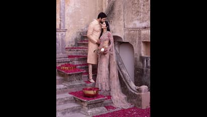 Vicky-Katrina Pre-Wedding Photo Shoot: ಬ್ರಿಟಿಷ್ ಪರಂಪರೆ ಬಿಂಬಿಸುವ ಉಡುಗೆಯಲ್ಲಿ ನಟಿ