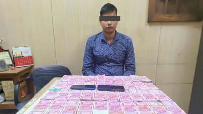 कोलकाता नगर निगम चुनाव के पहले पैसों का खेल, फुटपाथ पर युवक के पास से मिला एक करोड़ कैश, जांच जारी