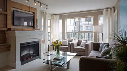 ಹಳೆ ಬಟ್ಟೆಗಳನ್ನು ಮನೆಯಲ್ಲಿಟ್ರೆ ಜೀವನದಲ್ಲಿ ಉದ್ಧಾರವೇ ಆಗಲ್ವಂತೆ