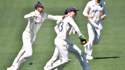 Ashes 2021-22: సిడ్నీ టెస్టుకు వర్షం అడ్డంకి.. తొలి రోజు సగం కూడా సాగని ఆట..