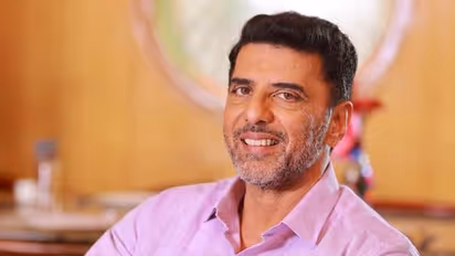 57 வயதில்... 23 வயது பெண்ணை இரண்டாவதாக திருமணம் செய்து கொண்டாரா நடிகர் பப்லு? வைரலாகும் தகவல்!