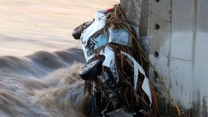 బ్రెజిల్ పెట్రోపొలీస్ లో విరిగిపడ్డ కొండచరియలు 117 మంది మృతి.. 116 మంది గల్లంతు..